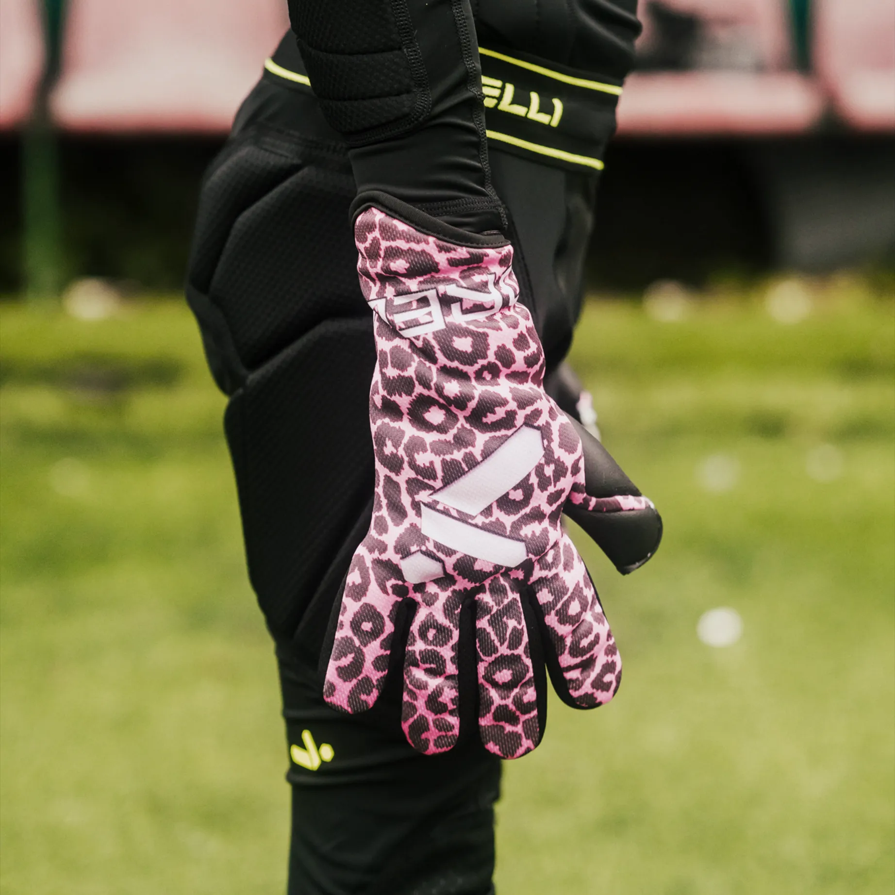 Challenger Youth GK Gloves